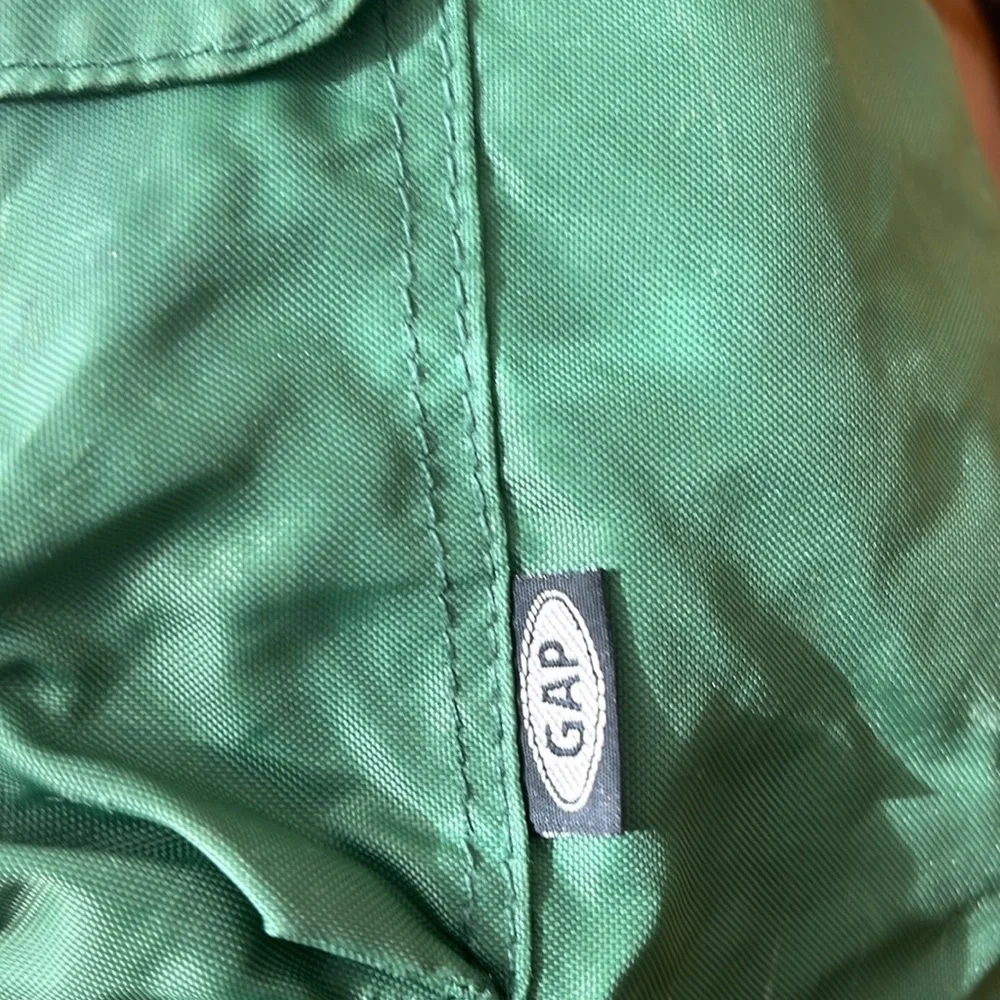 Gap green backpack lightweight